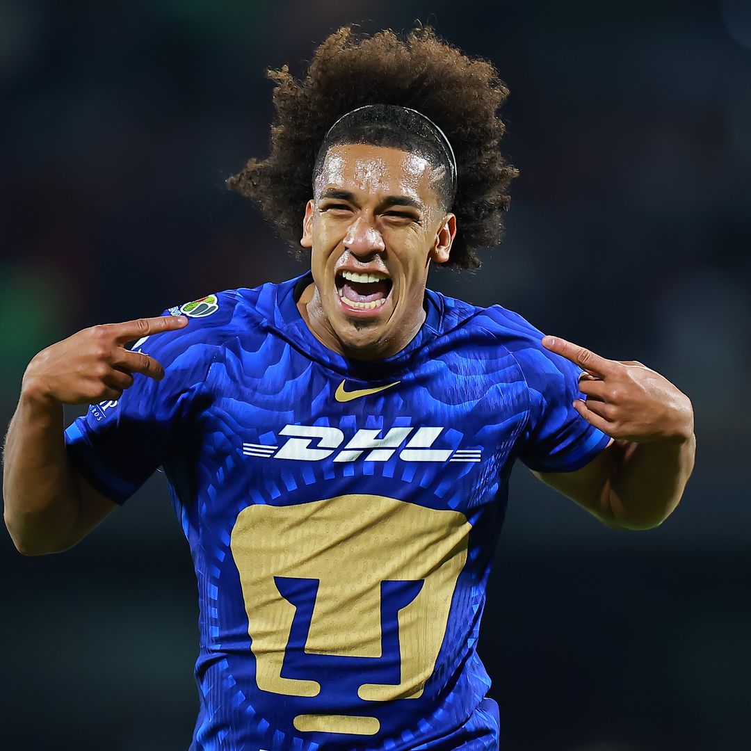 Adalberto Carrasquilla, jugador de Pumas, en un partido de Liga MX